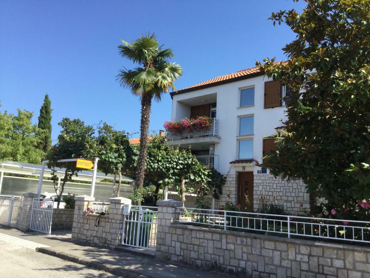 Apartments Gemma Poreč Exteriör bild